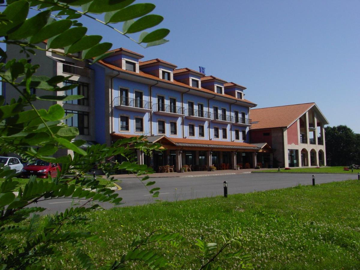 Hotel Cristina Norena Exterior photo