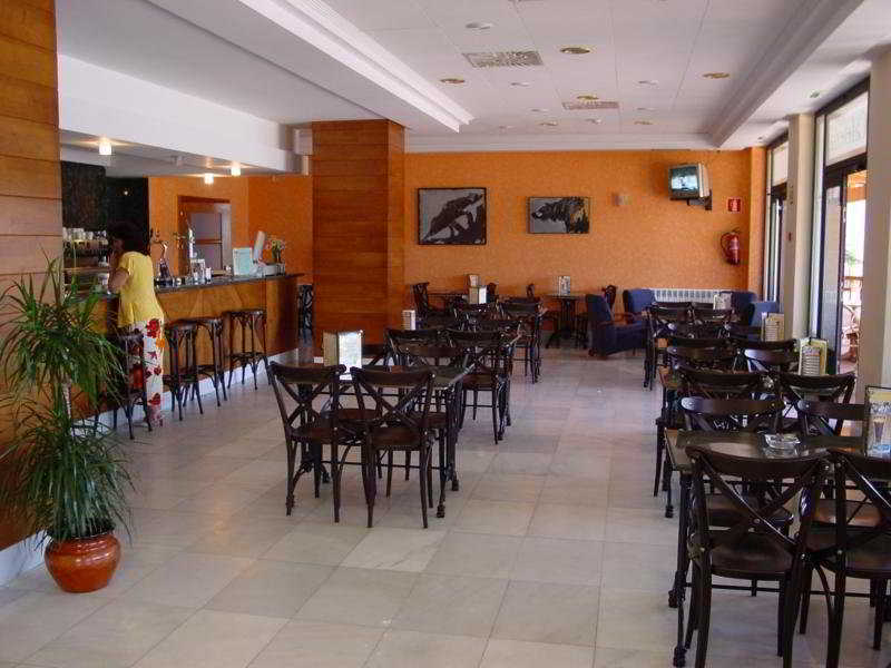 Hotel Cristina Norena Exterior photo