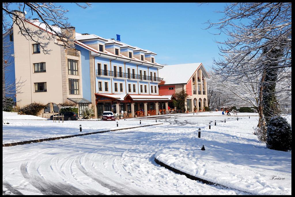 Hotel Cristina Norena Exterior photo